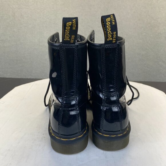 Dr. Martens Short Boots Black Leather Yellow Stitch 8 Hole Size US8 /EUR 39 - Picture 3 of 16